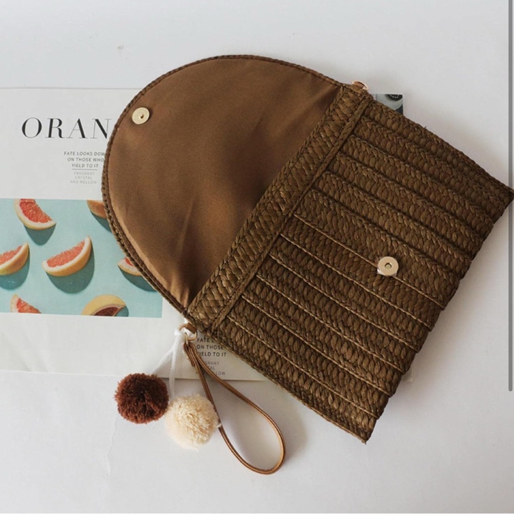 *SOLD* Straw Purse, Long Serving Life Handle Straw Bag, Adjustable Womens clutch
